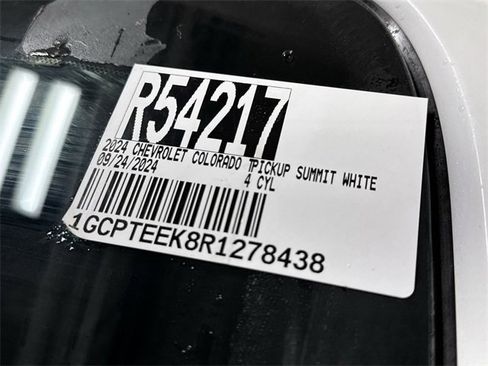 Used 2024 Chevrolet Colorado Trail Boss w/ Advanced Trailering Package image 30