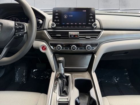 Used 2019 Honda Accord LX image 13