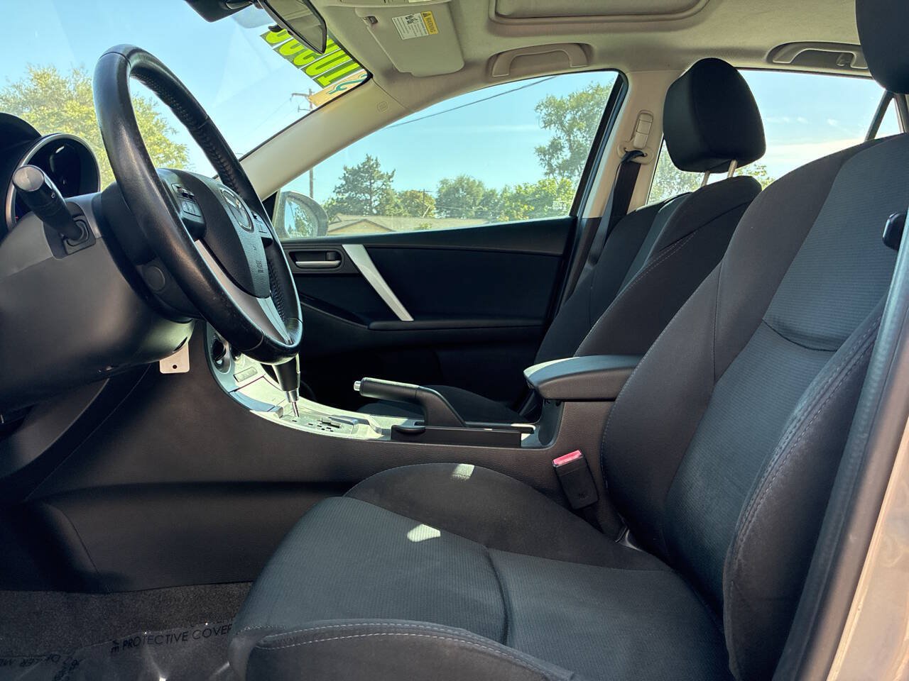 Used 2011 MAZDA MAZDA3 s Sport w/ Tech Pkg FWD image 7