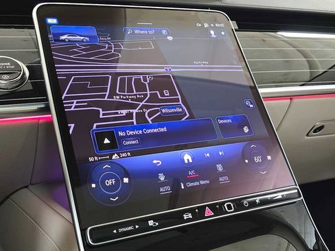 Certified 2026 Mercedes-Benz S 500 4MATIC image 31