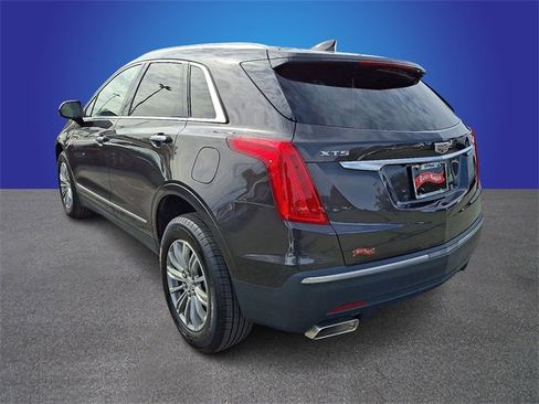 Used 2018 Cadillac XT5 Luxury w/ Driver Awareness Package image 7