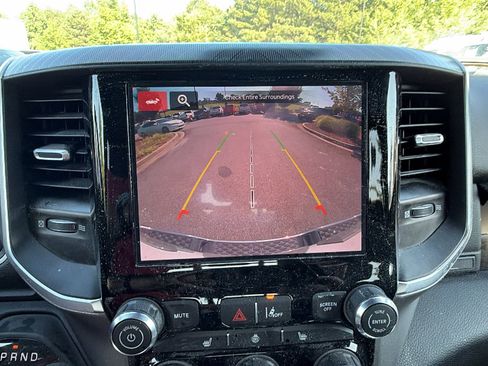 Used 2025 RAM 1500 Big Horn AWD/4WD image 31