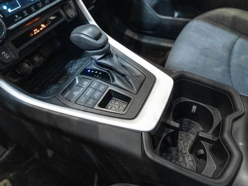 Used 2024 Toyota RAV4 LE image 21