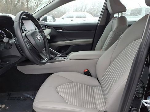 Certified 2023 Toyota Camry SE image 13