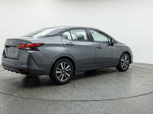 Used 2025 Nissan Versa SV image 9