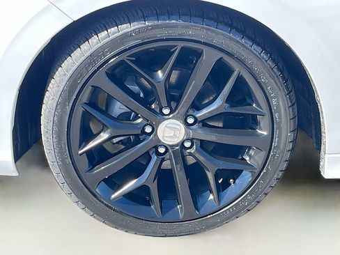 Used 2024 Honda Civic Touring image 32