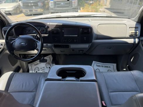 Used 2005 Ford F250 Lariat RWD image 18