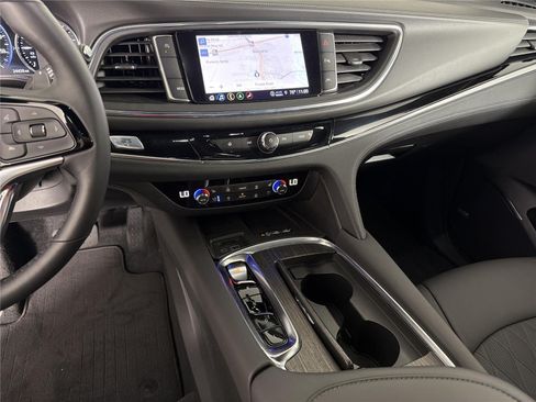 Certified 2023 Buick Enclave Avenir w/ Avenir Technology Package FWD image 30