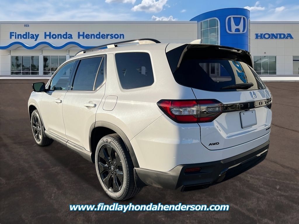 New 2026 Honda Pilot Black Edition image 3