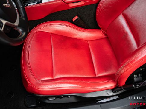 Used 2015 Chevrolet Corvette Stingray Coupe w/ 2LT Preferred Equipment Group image 16