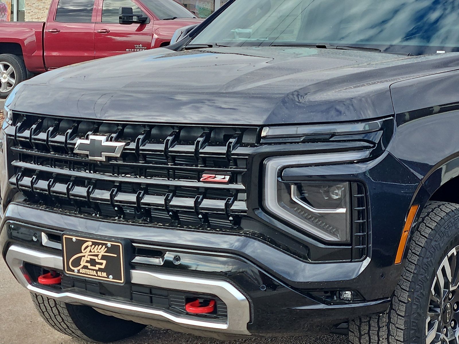 New 2026 Chevrolet Tahoe Z71 w/ Comfort Package AWD/4WD image 2