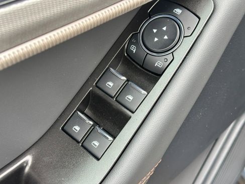 New 2026 Ford Explorer Active image 10