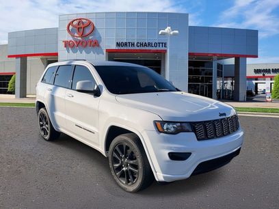 Used 2020 Jeep Grand Cherokee Altitude