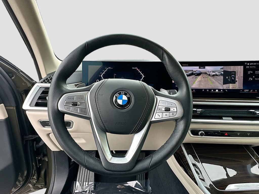 Certified 2024 BMW X7 xDrive40i w/ Executive Package AWD/4WD image 11