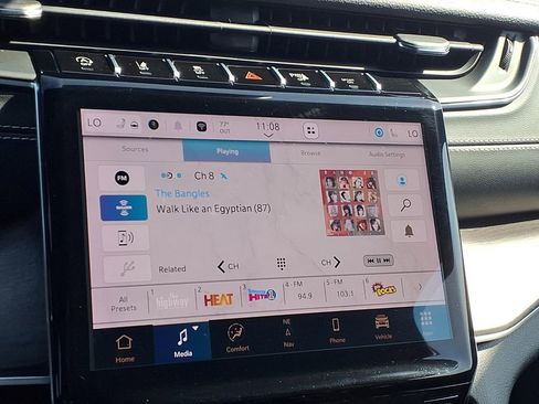 Used 2024 Jeep Grand Cherokee Limited image 23