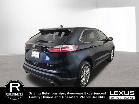 Used 2024 Ford Edge Titanium AWD/4WD image 6