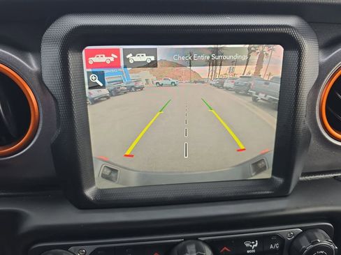 Used 2022 Jeep Gladiator Mojave w/ LED Lighting Group image 15