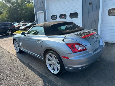 Used 2005 Chrysler Crossfire Limited RWD image 12