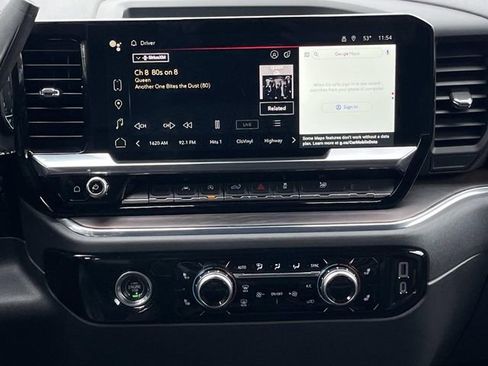 Used 2024 GMC Sierra 1500 SLT image 15