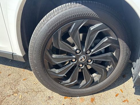 Used 2023 Lexus UX 250h FWD w/ Accessory Package (Z2) image 10