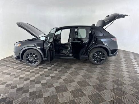Certified 2024 Honda HR-V Sport image 11