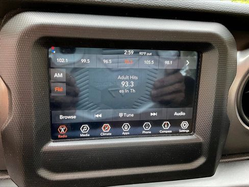 Used 2023 Jeep Wrangler Sport AWD/4WD image 20