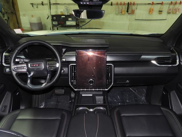 Certified 2026 GMC Acadia Elevation w/ Elevation Premium Package AWD/4WD image 34