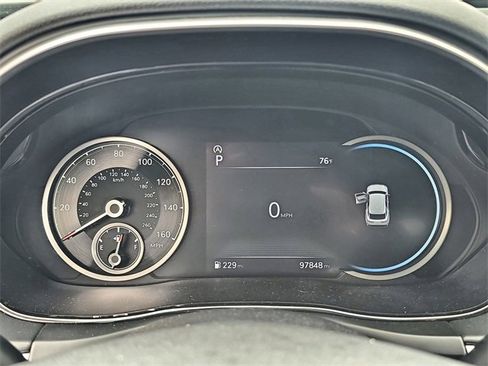 Used 2022 Genesis GV70 2.5T w/ Advanced Package image 22