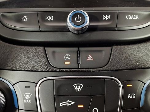 Used 2024 Chevrolet Malibu LS w/ Driver Confidence Package FWD image 21