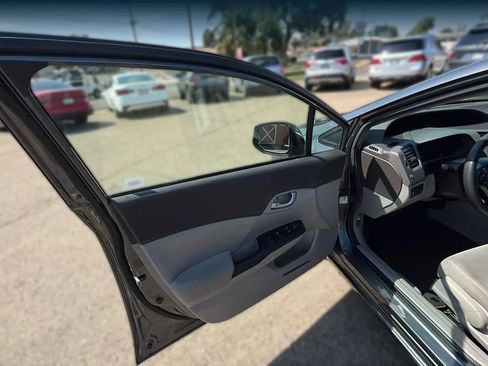 Used 2012 Honda Civic LX image 9