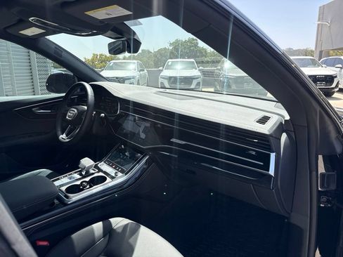 Used 2026 Audi Q8 Premium Plus AWD/4WD image 15
