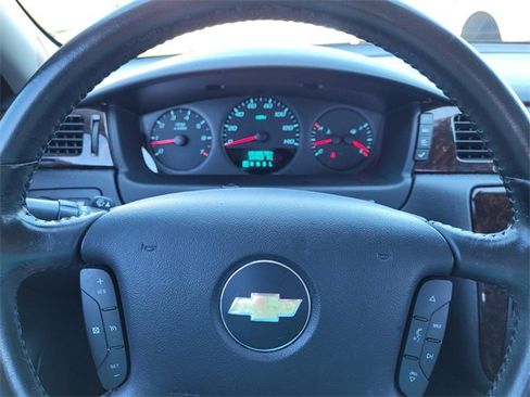 Used 2014 Chevrolet Impala Limited LS image 26