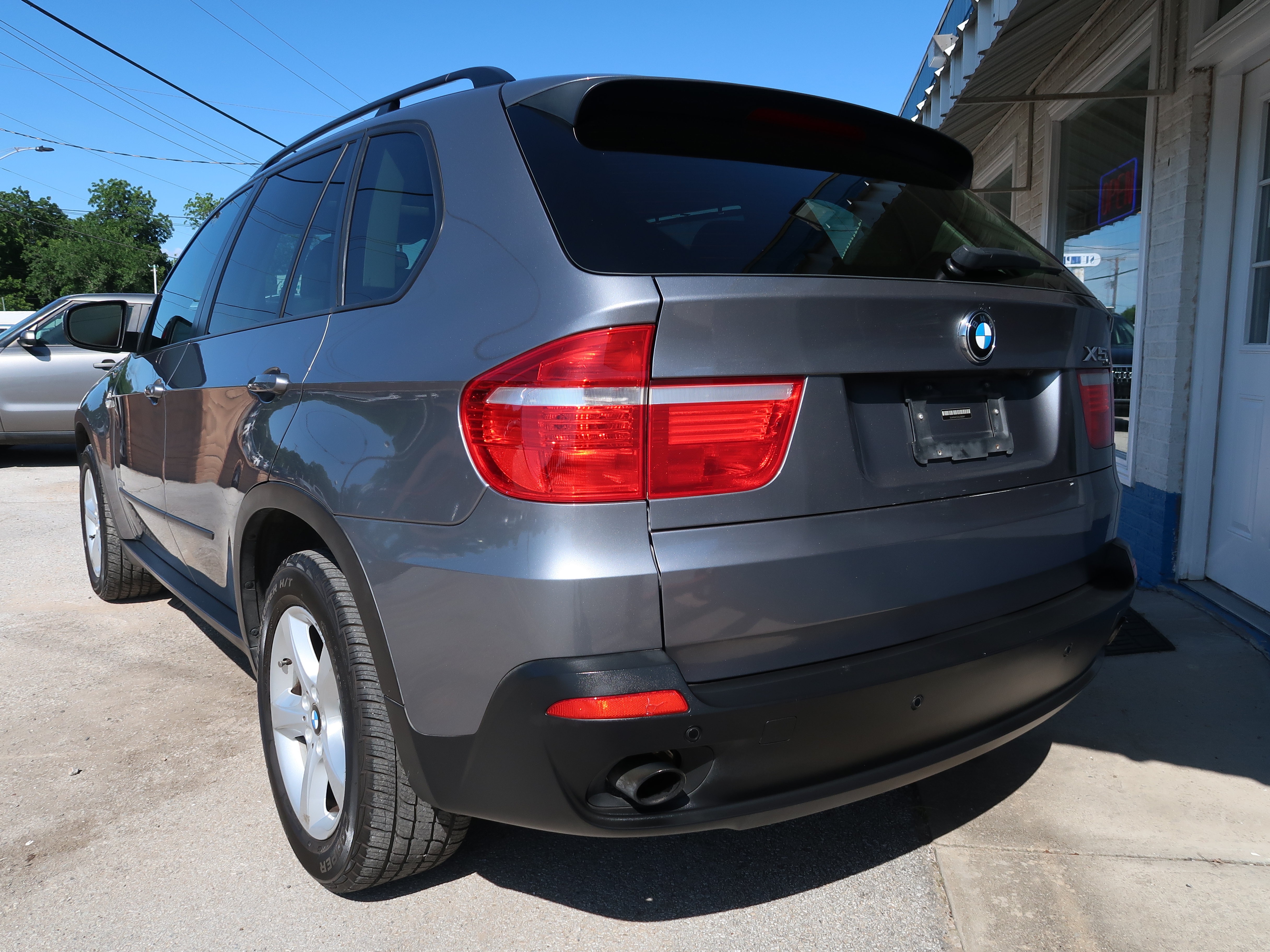 Used 2010 BMW X5 xDrive30i AWD/4WD image 7
