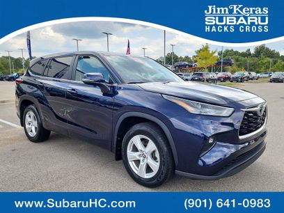 Used 2023 Toyota Highlander LE