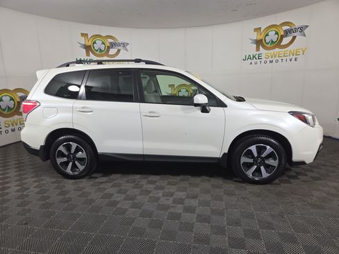 Used 2018 Subaru Forester 2.5i Premium AWD/4WD image 10