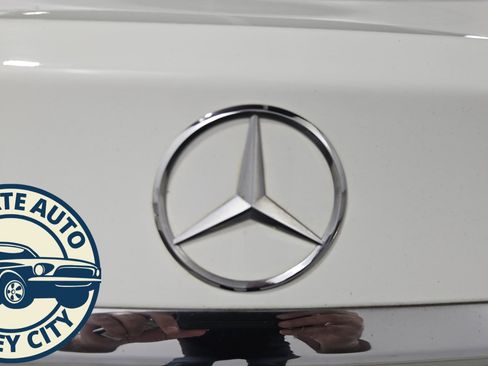 Used 2019 Mercedes-Benz C 300 4MATIC Sedan image 27