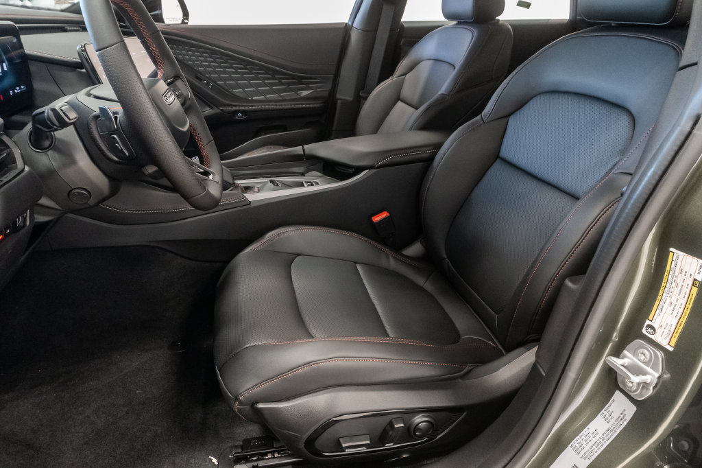 New 2026 Dodge Charger R/T AWD/4WD image 12