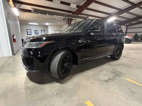 Used 2019 Land Rover Range Rover Sport SE image 4