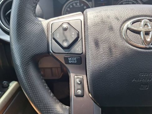 Used 2023 Toyota Tacoma SR5 RWD image 16