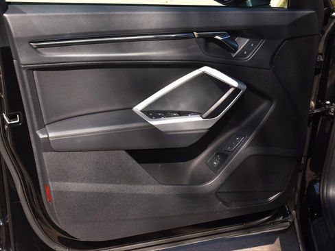 Used 2023 Audi Q3 2.0T Premium w/ Convenience Package image 34