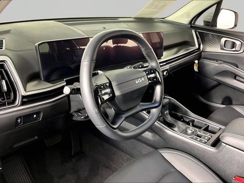 Certified 2026 Kia Sorento S w/ S Panoramic Sunroof Package FWD image 16