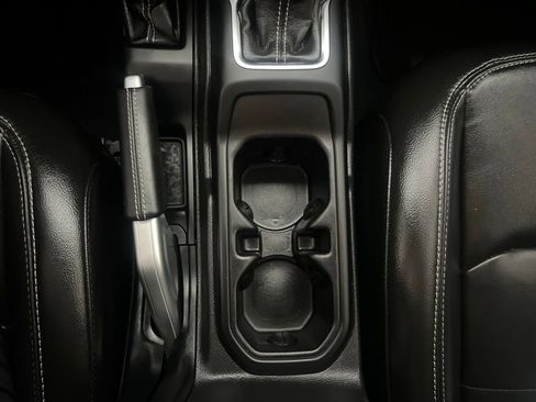 Used 2022 Jeep Wrangler Unlimited Sahara AWD/4WD image 73