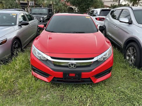Used 2018 Honda Civic EX image 6