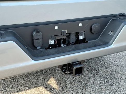 New 2026 Chevrolet Silverado 1500 RST w/ Convenience Package II AWD/4WD image 6
