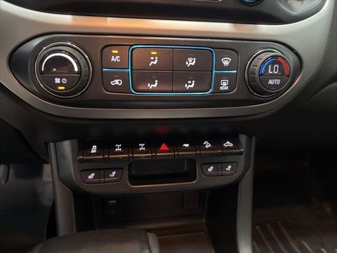 Used 2018 Chevrolet Colorado ZR2 AWD/4WD image 22