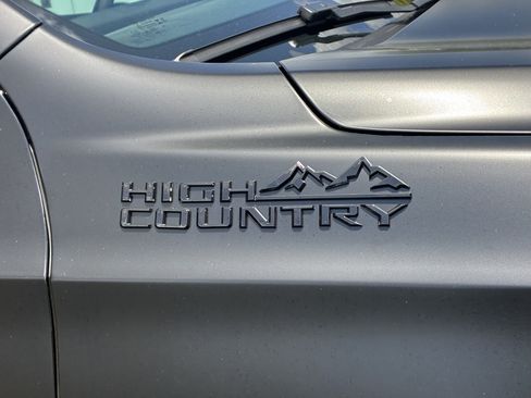 New 2026 Chevrolet Tahoe High Country AWD/4WD image 8