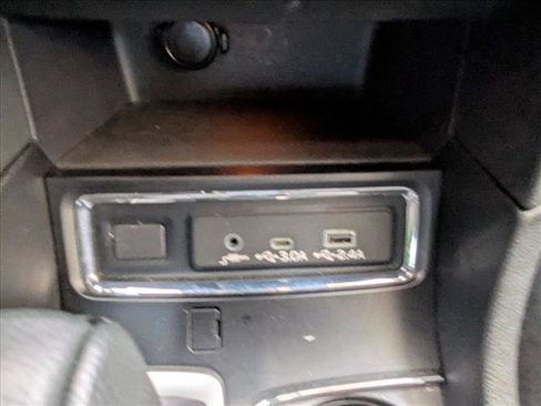 Used 2025 Subaru Ascent Premium AWD/4WD image 13