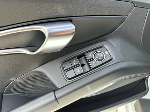 Used 2025 Porsche 718 Boxster S image 20
