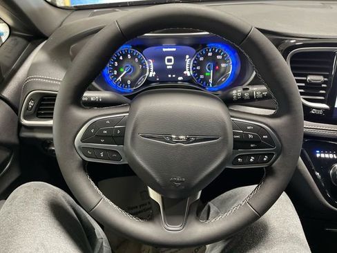 New 2026 Chrysler Pacifica Select image 14