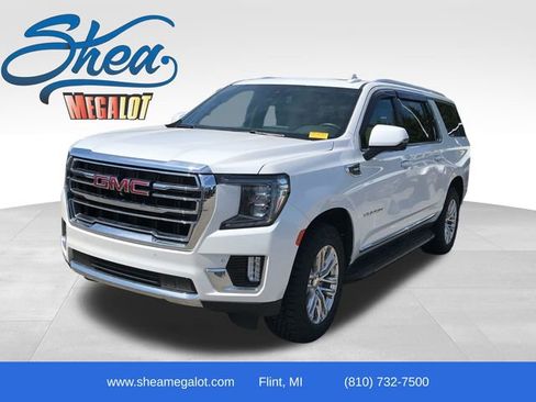 Used 2022 GMC Yukon XL SLT w/ SLT Luxury Package AWD/4WD image 1